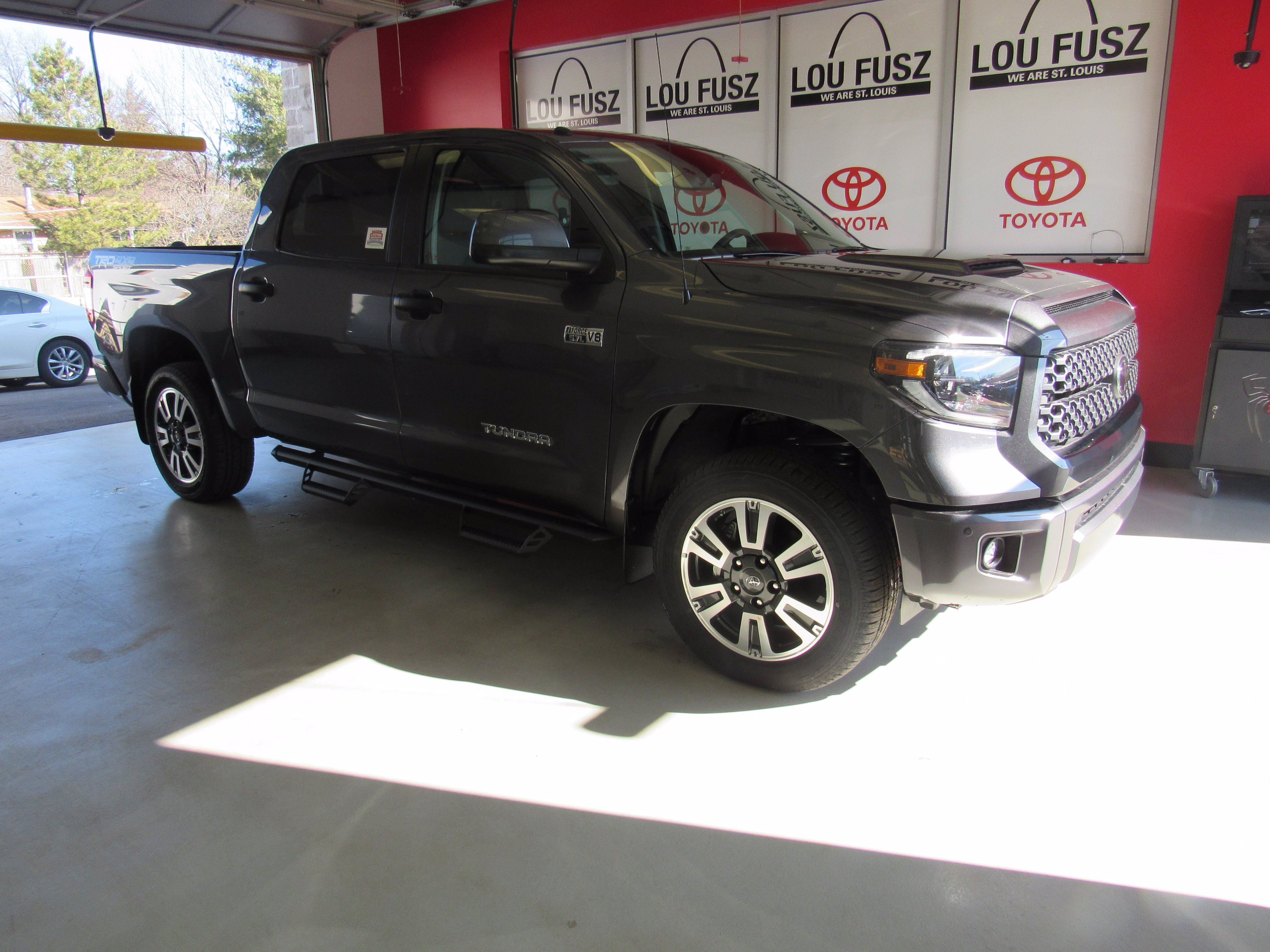 New 2019 Toyota Tundra SR5 SR5 CrewMax 5.5′ Bed 5.7L FFV (Natl)